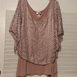 LAVISH Blouse